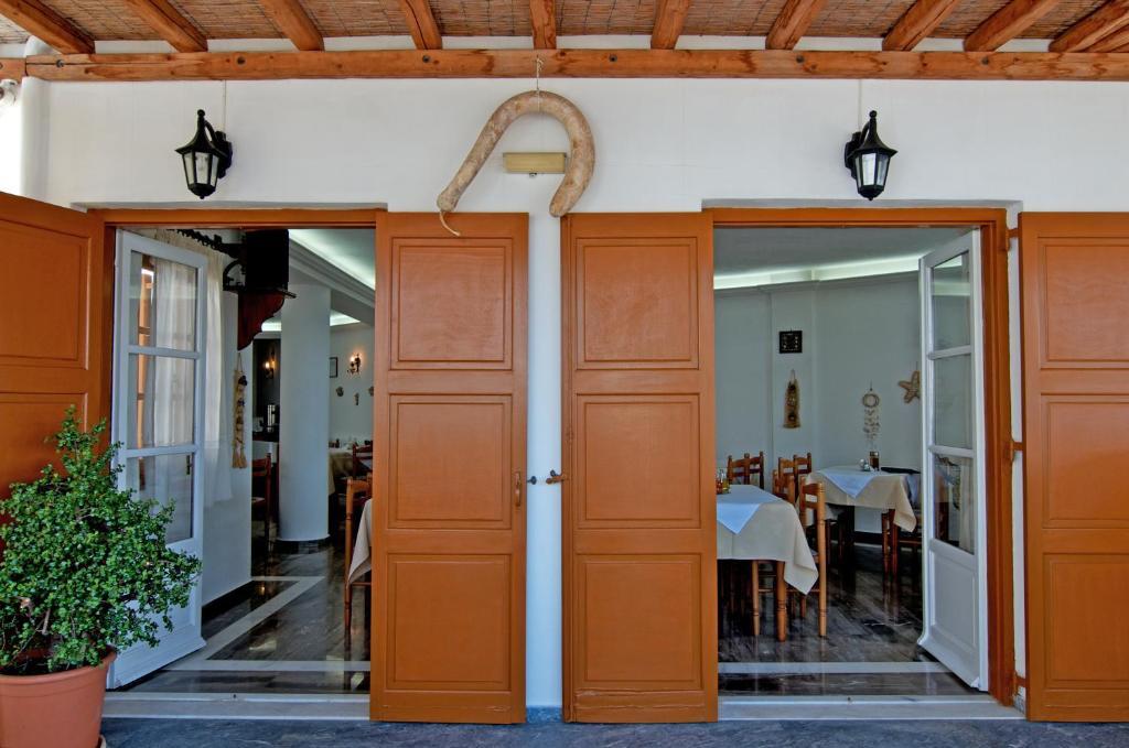 Alex Hotel Tourlos Exteriér fotografie
